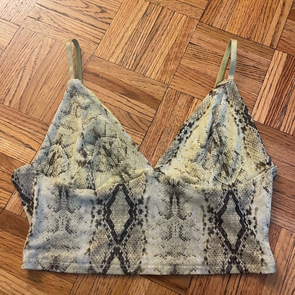 Garage snake skin tank top size S